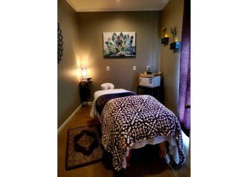 massages columbus ga|Massage Therapy – CaraVails Day Spa – Facials, Massage。